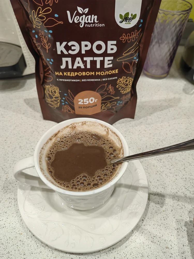 Кэроб латте на кедровом молоке — Алиса